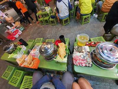 Ngói Ctr - Lẩu Thái Tom Yum