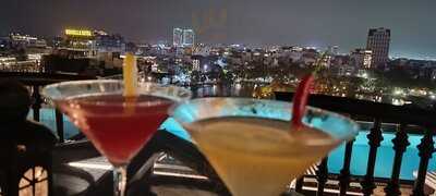 Sixteen Sky Bar