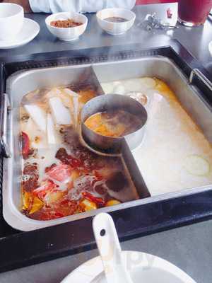 Hutong Phạm Ngọc Thạch