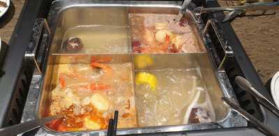 Hutong Phạm Ngọc Thạch