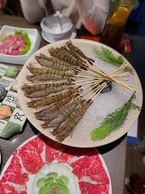 Hutong Phạm Ngọc Thạch