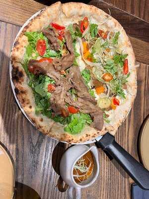 Pizza 4p's Landmark Hanoi