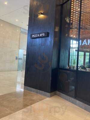 Pizza 4p's Landmark Hanoi