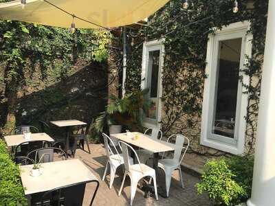 Cheesecake Ngon Cafe