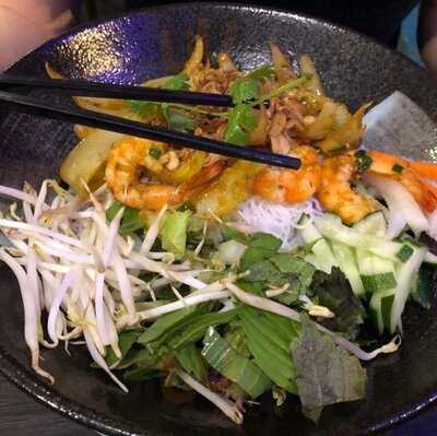 The Oasis Saigon Pool & Restaurant