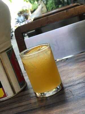 Bunker Bed Breakfast Bar