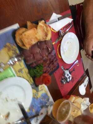 Olé Saigon Restaurant