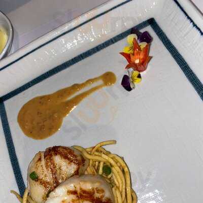 Signature Restaurant