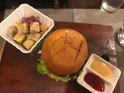 Koto Saigon Restaurant & Cooking Classes