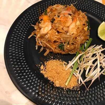 Nhà Hàng Somtum Der