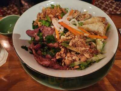 Nhà Hàng Propaganda Bistro