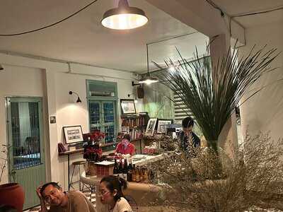 The Old Compass Cafe And Bar