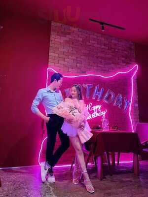 Ơ Bistro Nguyễn Gia Trí - Steak & Wine, Pizza & Beer