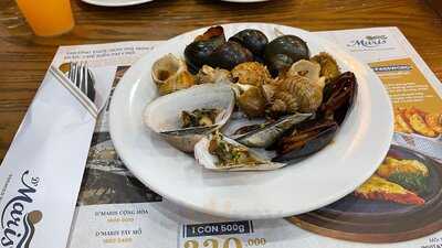 D'maris Premier Buffet Phu My Hung