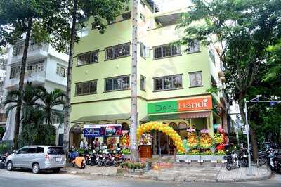 Dahi Handi Indian Restaurant