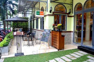 Dahi Handi Indian Restaurant