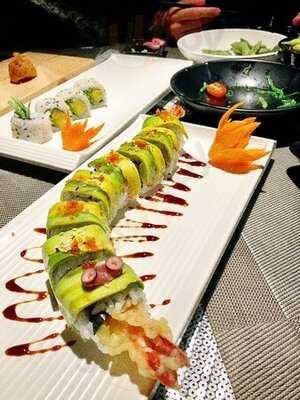 Nhà Hàng Ichiba Sushi