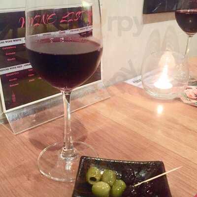 Brix Wine Bar & Kitchen