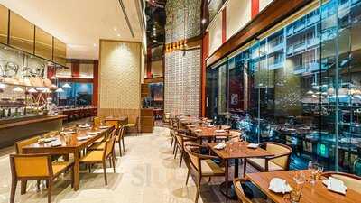 Nhà Hàng Saigon Café