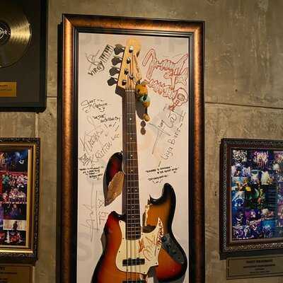 Nhà Hàng Hard Rock