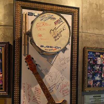 Nhà Hàng Hard Rock