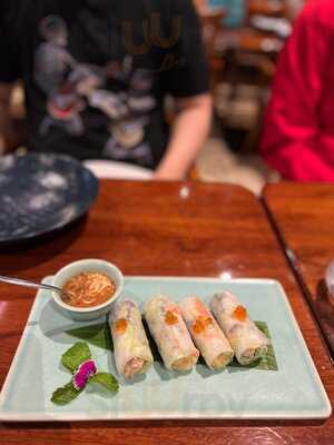 Nhà Hàng Vietnam House