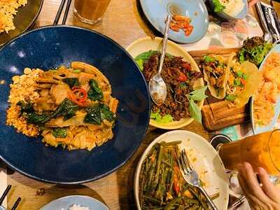 Spice Temple - Estella