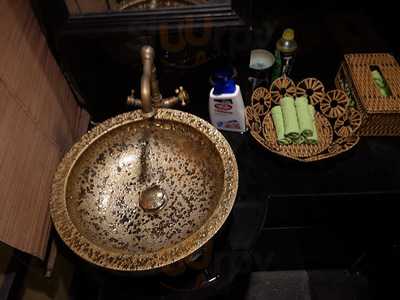 Ngon Sushi Restaurant