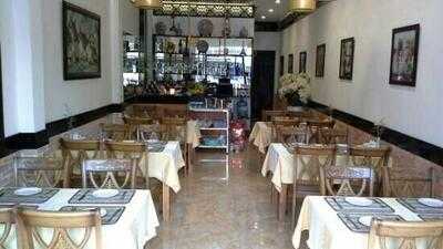 Cosigon Restaurant Cafe Lounge