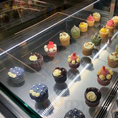 Nhà Hàng, Nhà Trà Và Cửa Hàng Bánh Brodard