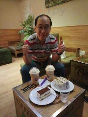 The Coffee Bean & Tea Leaf