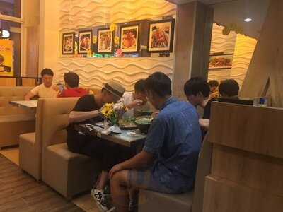 Nhà Hàng Món Huế