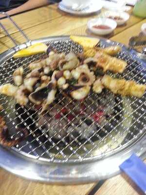 Nhà Hàng Sườn Cây - Phan Văn Trường