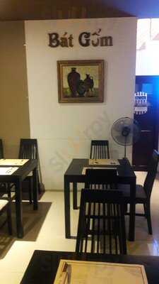 Nhà Hàng Bát Gốm