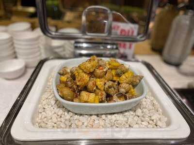 Hoang Yen Buffet Premier Saigon Centre