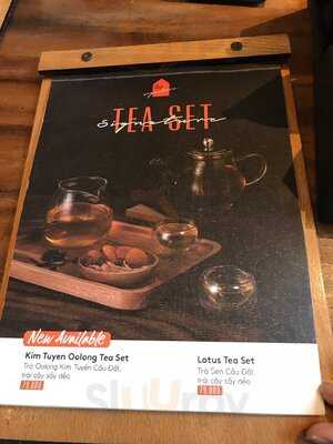 The Coffee House Signature