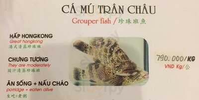 Nhà Hàng Xoay Hoàng Gia