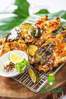 Nhà Hàng Ếch Xanh