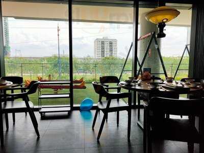 Manwah Taiwanese Hotpot