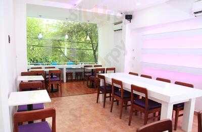 Crazy Panda Shaved Snow & Dessert Cafe