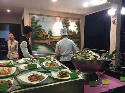 Nhà Hàng Hương Sen