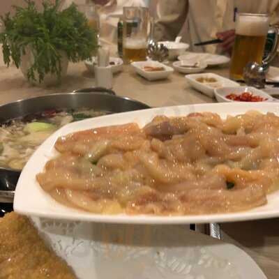 Yeebo Seafood & Hot Pot Restaurant