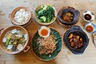 Cơm Quê Mười Khó