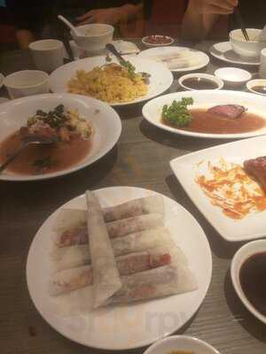 Nhà Hàng Crystal Jade