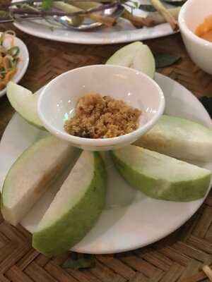 Bánh Cuốn Bà Hanh