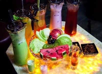 The Mask Coffee & Lounge