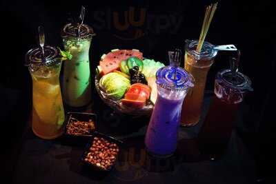 The Mask Coffee & Lounge