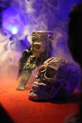 The Mask Coffee & Lounge