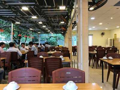 Huy Béo (bia Hơi Hà Nội)