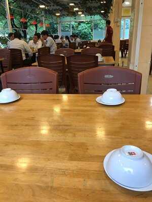 Huy Béo (bia Hơi Hà Nội)